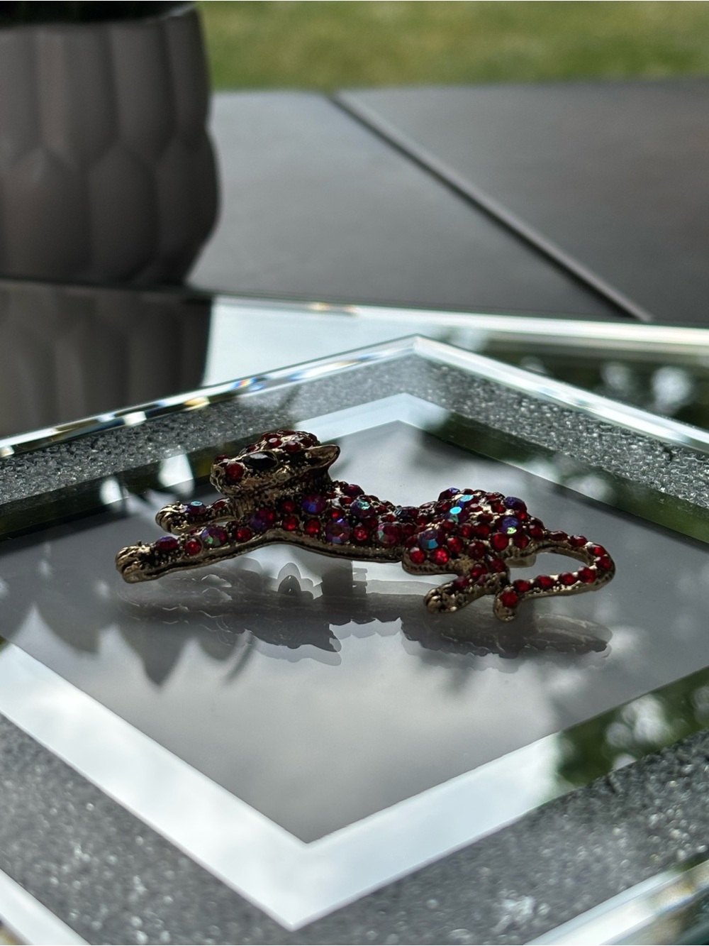 Gold-tone Leopard Pin with Red Crystal Accents - Picture 4 of 6